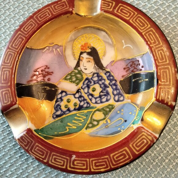 Vintage Hand Painted Japanese Ashtray - Picture 3 of 4